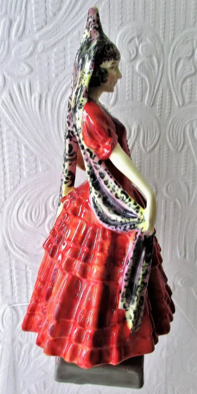 Vintage Royal Doulton Porcelain Figurine ~ 