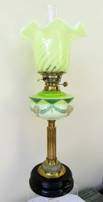 Antique English Victorian Brass Oil Lamp
