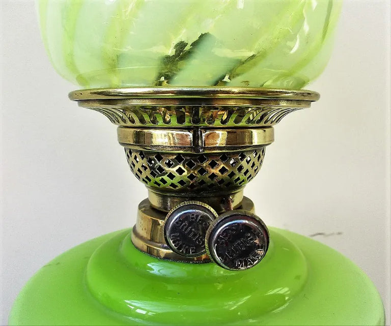 Antique English Victorian Brass Oil Lamp