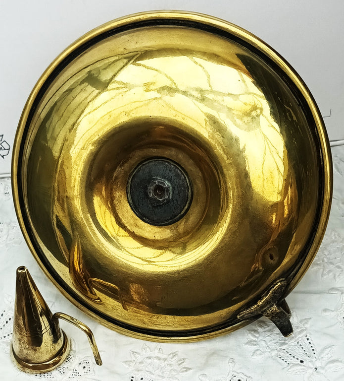 Brass Chamberstick and Snuffer 3g