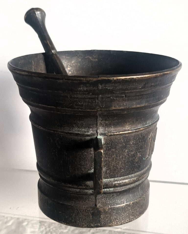 Bronze Mortar and Pestle 1825 1d