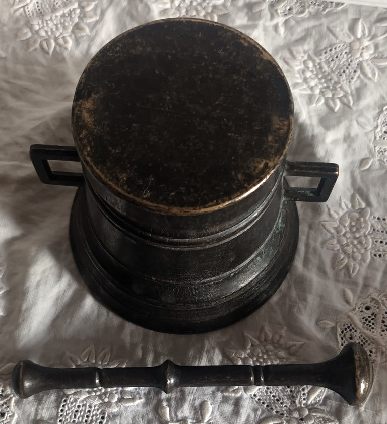 Antique English Georgian Bronze Mortar and Pestle