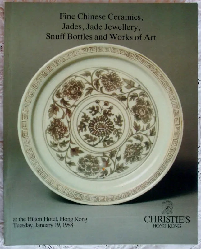 C Fine Chinese Ceramics Jades Jade Jewellery Snuff Bottles And Works Of Art HK 19. 01. 1988