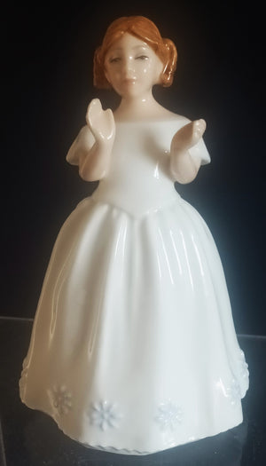 Royal Doulton Porcelain Figurine ~ "Catherine" ~ HN 3044
