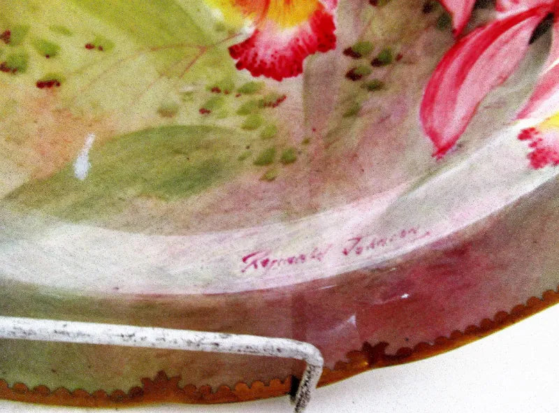 Porcelain Cabinet Dish ~ 