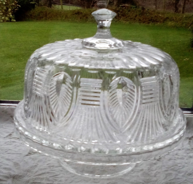 Covered Cakestand 1f