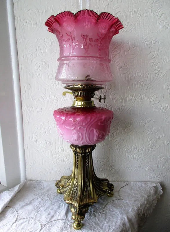 Antique English Victorian Oil Lamp