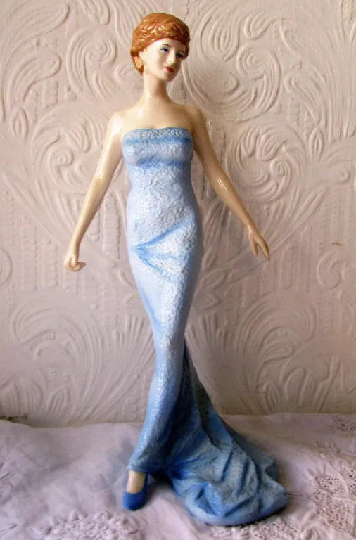 Royal Doulton Porcelain Figurine  Diana Princess of Wales  HN 5061
