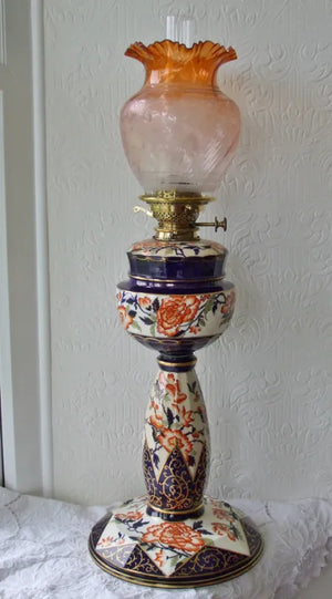 Antique English Victorian Floor Standing Oil Lamp