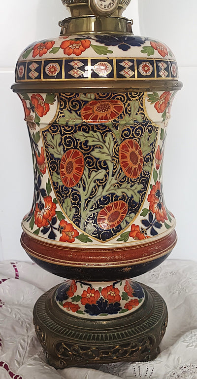 Antique English Victorian Hinks / Taylor Tunnicliff Ceramic Oil Lamp