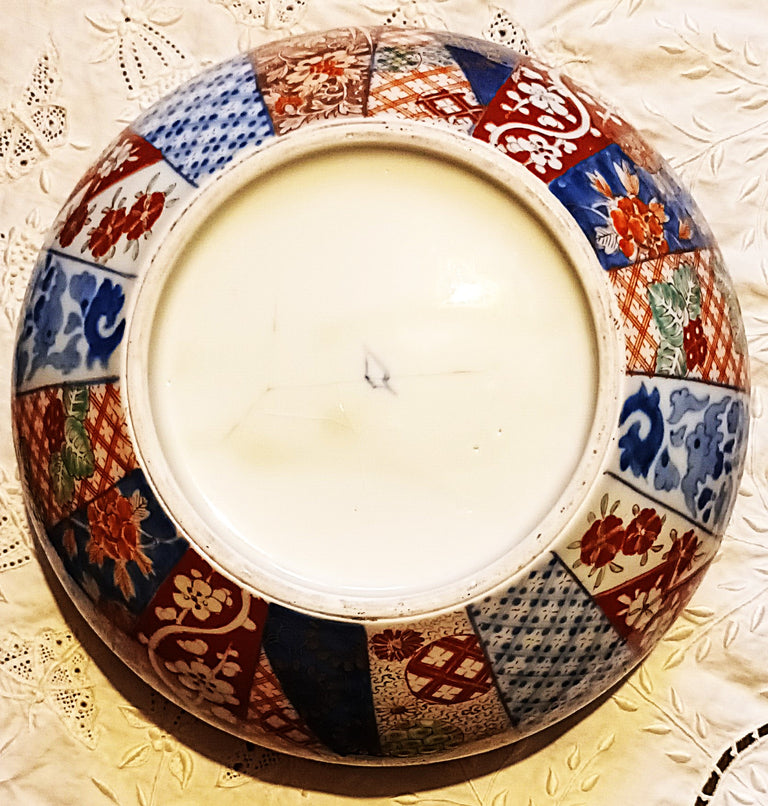 Antique Japanese Meiji Period Imari Porcelain Bowl