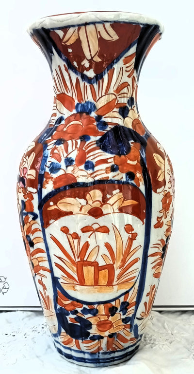 Antique Japanese Meiji Period Imari Baluster Vase
