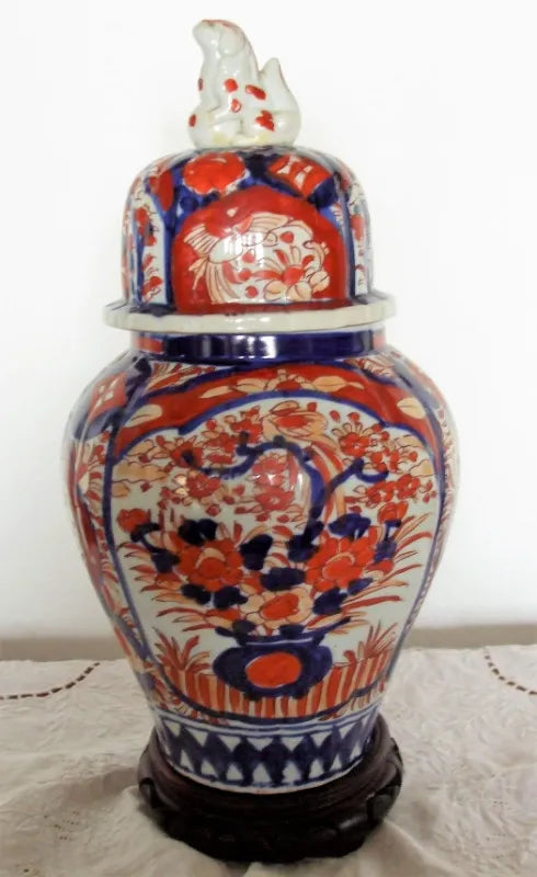 Antique Japanese Meiji Period Imari Porcelain Vase & Cover