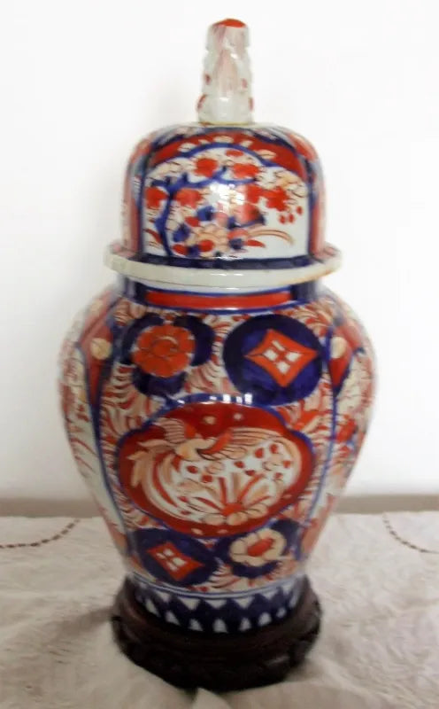 Antique Japanese Meiji Period Imari Porcelain Vase & Cover