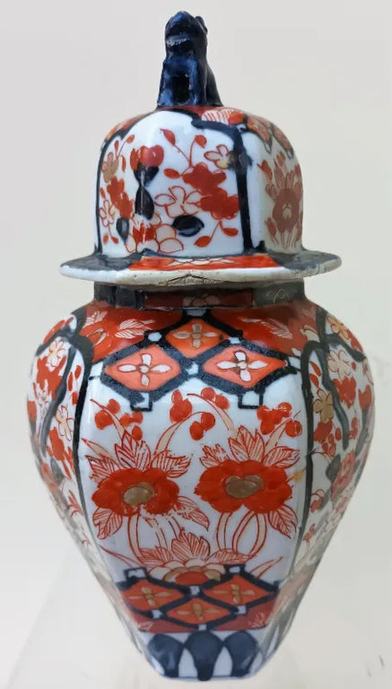 Antique Japanese Meiji Period Imari Porcelain Vase & Cover