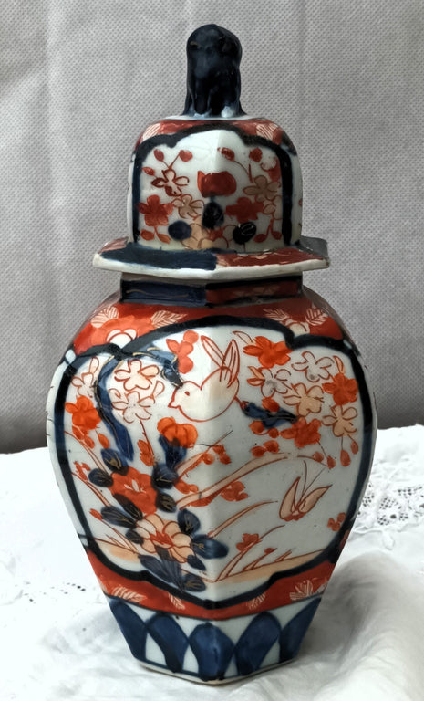Imari Vase and Cover 3a
