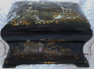 Georgian Jennens & Bettridge Papier-mâché Tea Caddy