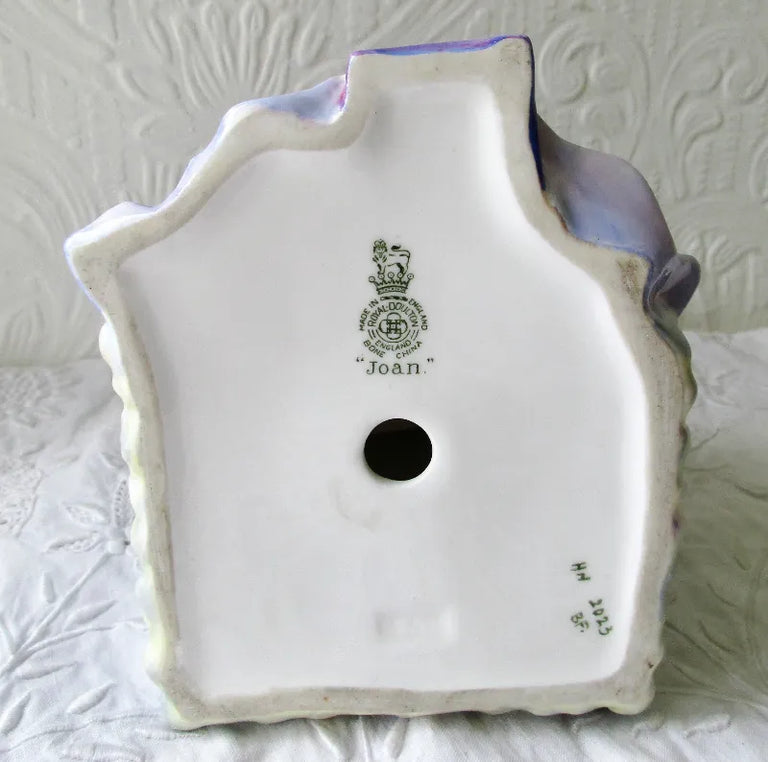Pair Royal Doulton Figurines ~ 