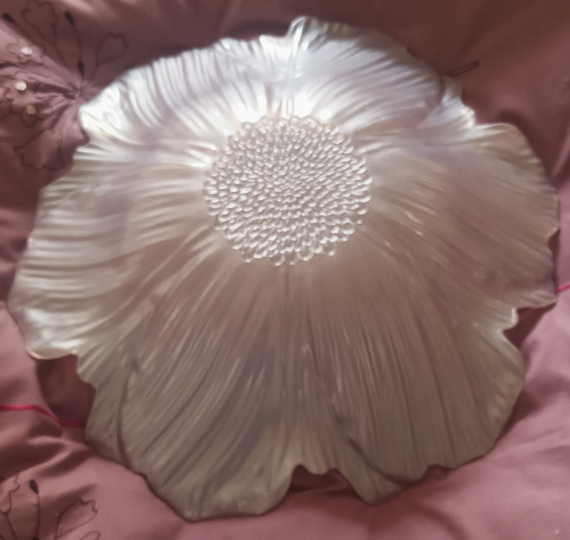 Vintage Venetian Lavender Glass Dish