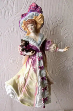 Royal Doulton Porcelain Figurine ~ "Lily" ~ HN 3626
