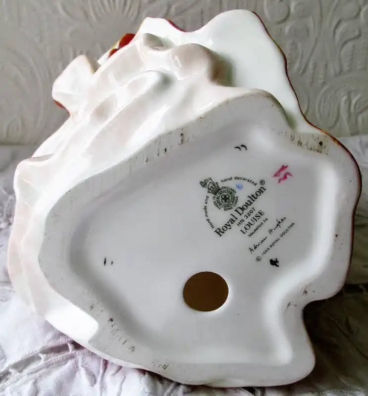Royal Doulton Porcelain Figurine ~ 