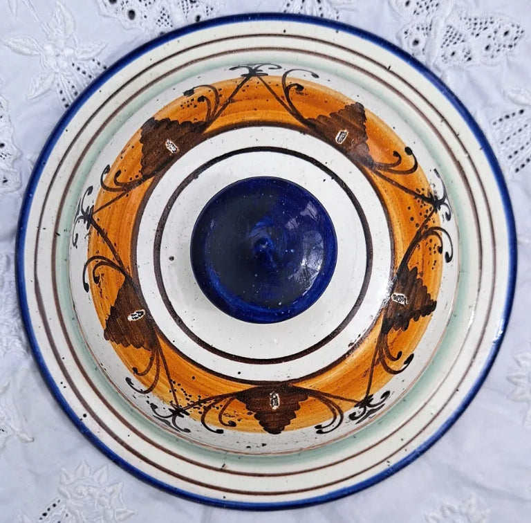 Antique Victorian Italian Maiolica Vase and Cover