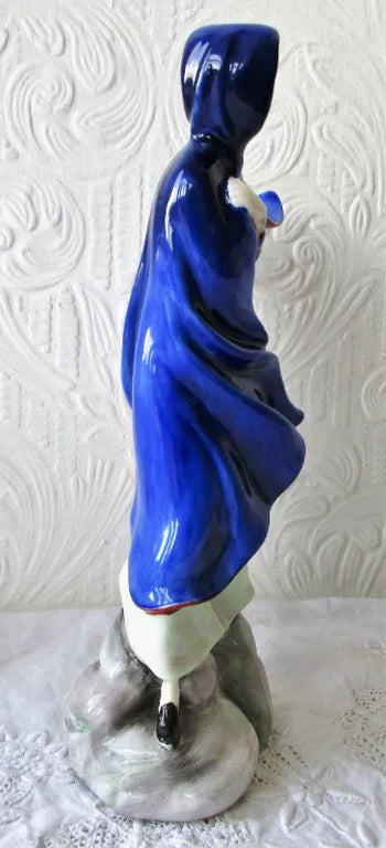 Royal Doulton Porcelain Figurine ~ 
