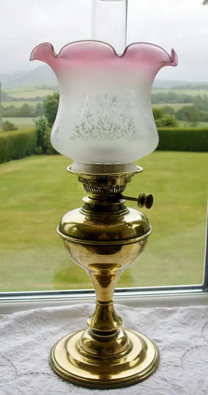 Antique English Victorian Brass Oil Lamp ~ Messenger & Sons