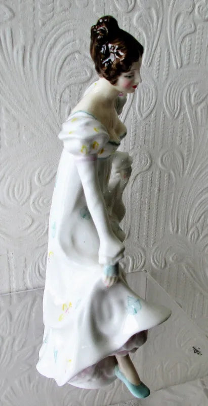 Vintage Royal Doulton Porcelain Figurine 