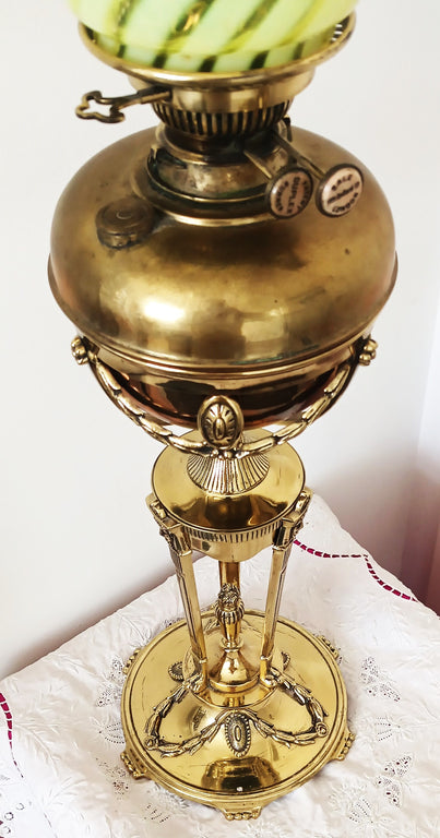 Antique English Victorian Brass Oil Lamp
