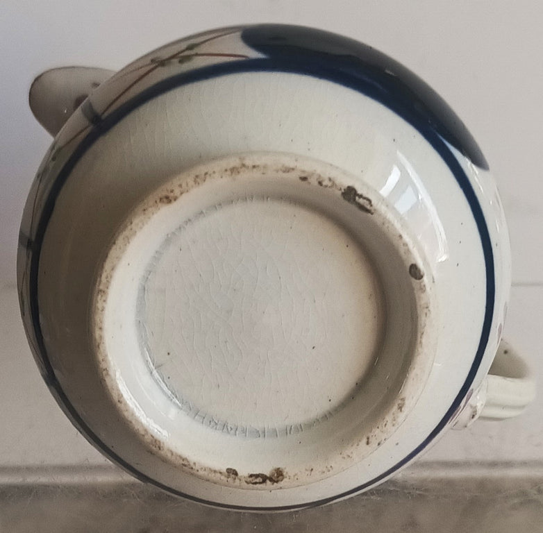 Oyster Cream Jug 1f