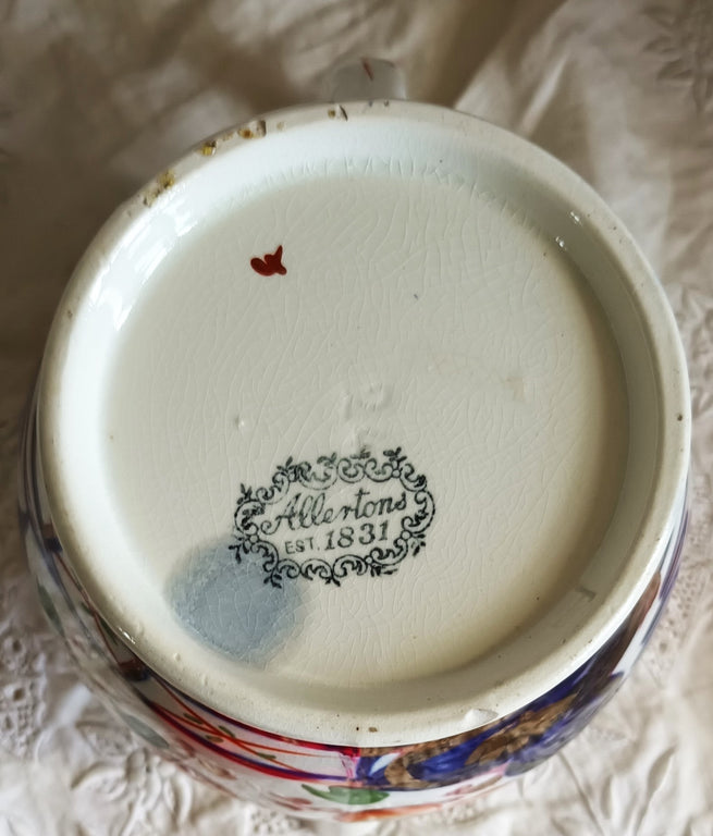 Oyster Jug 2f
