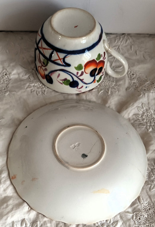Oyster Tea Cup and Saucer 1c