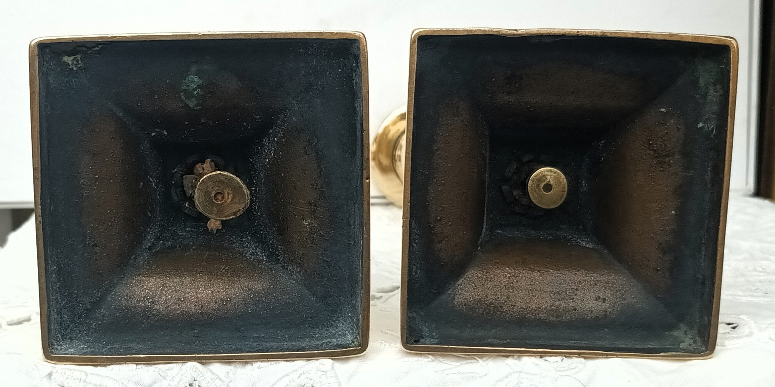 Pair Georgian Brass Candlesticks 31e