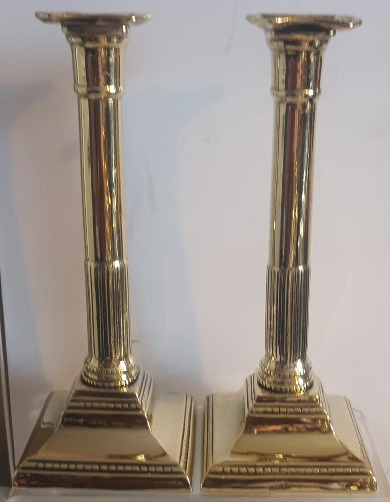 Pair Georgian Brass Candlesticks 35d