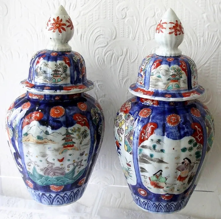 Pair of Antique Japanese Meiji Period Imari Vases & Covers