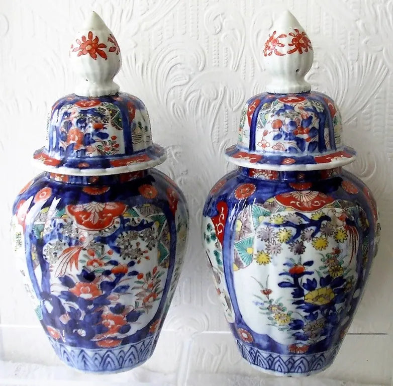 Pair of Antique Japanese Meiji Period Imari Vases & Covers