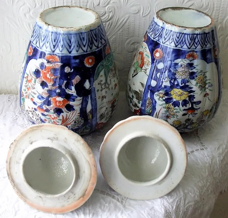 Pair of Antique Japanese Meiji Period Imari Vases & Covers