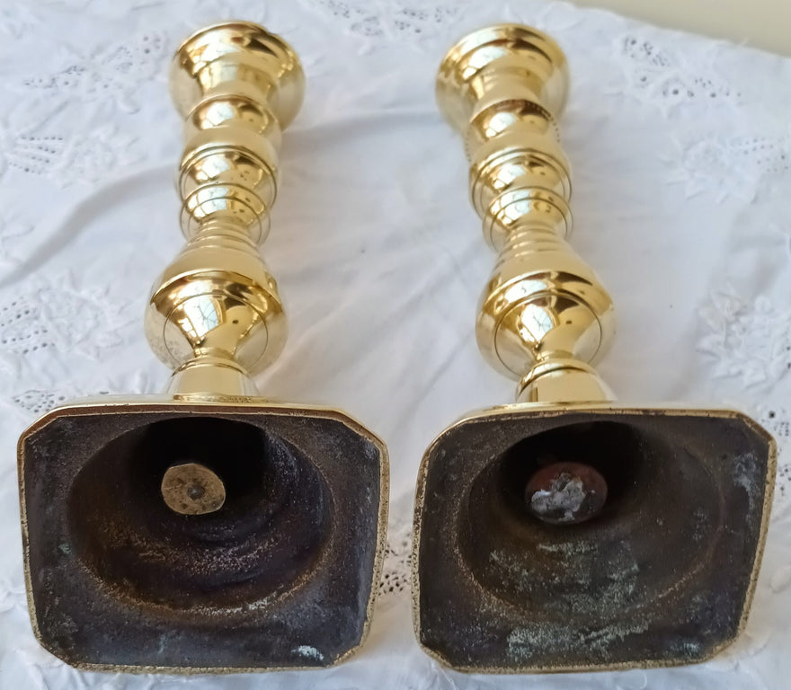 Pair Victorian Brass Candlesticks 25e