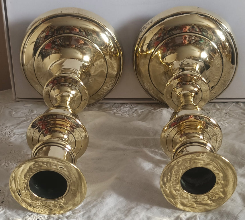 Pair Victorian Brass Candlesticks 9e