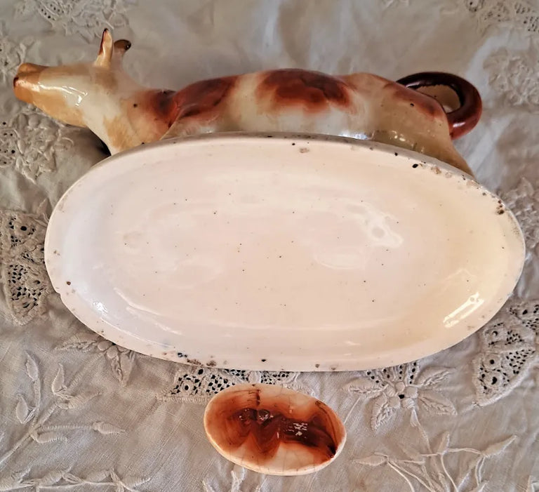 Pair of Antique Victorian Staffordshire Cow Creamers