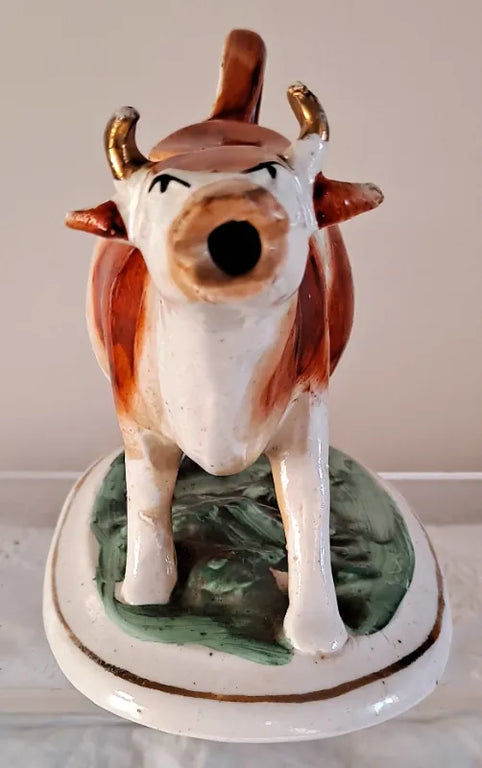 Pair of Antique Victorian Staffordshire Cow Creamers