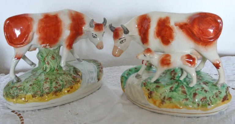 Pair Staffordshire Cows H4612 H4613