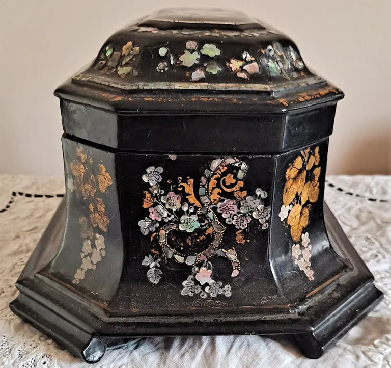 Antique English Victorian Papier-mâché Tea Caddy