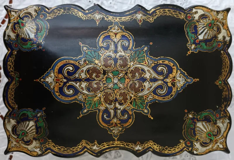 Antique English Victorian Papier-mâché Tea Caddy