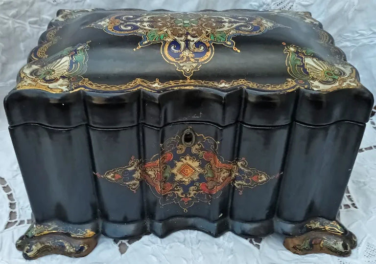 Antique English Victorian Papier-mâché Tea Caddy
