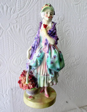 Vintage Royal Doulton Porcelain Figurine ~ "Phyllis" ~ HN 1420