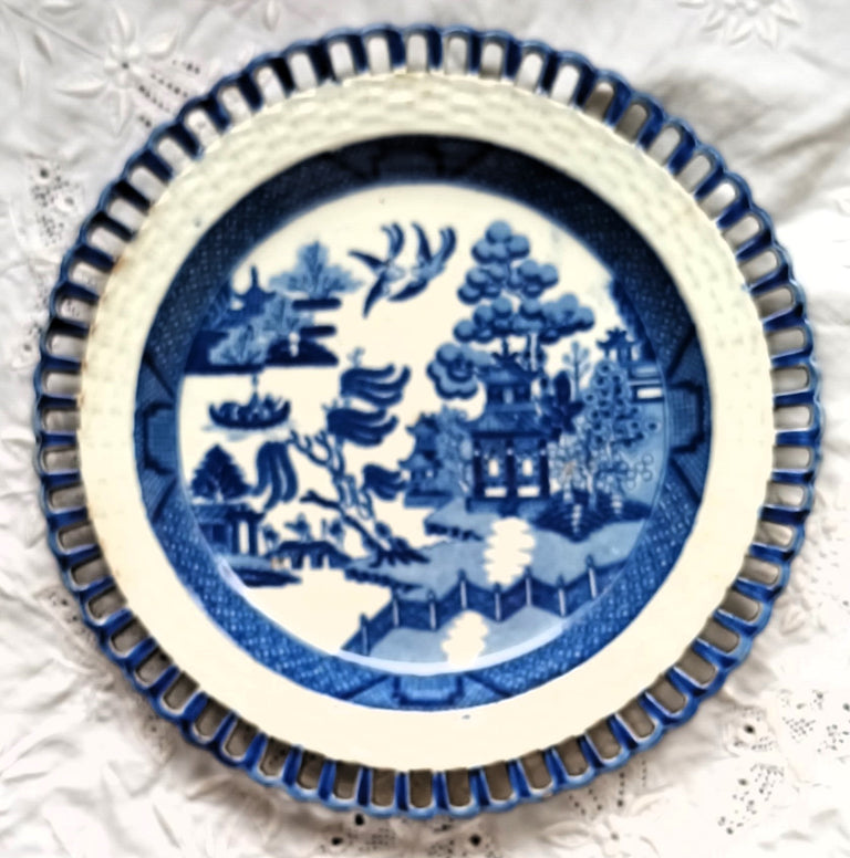 Pierced Willow Pattern Plate AA 1a