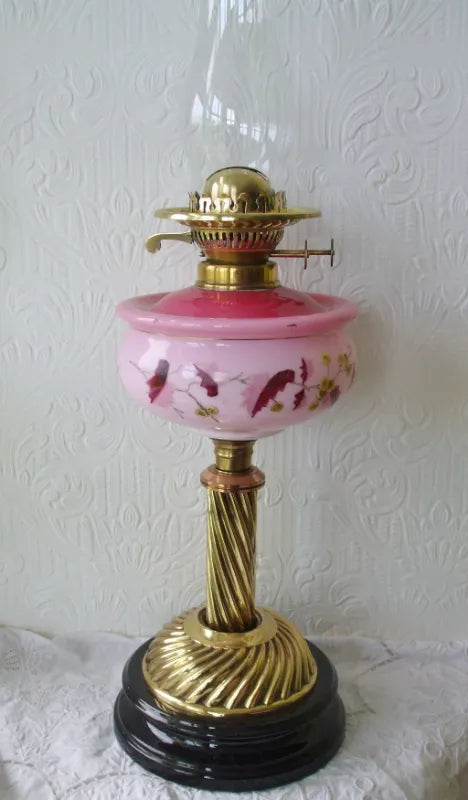 Antique English Victorian Wrythen Column Oil Lamp