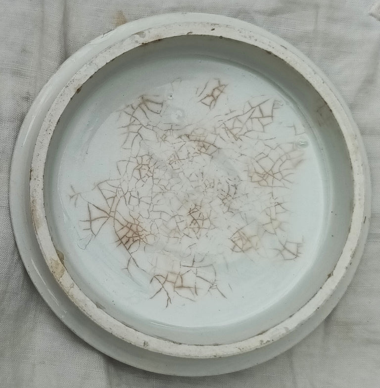 Pratt-ware Pot-lid No. 197 Thames Embankment 1b